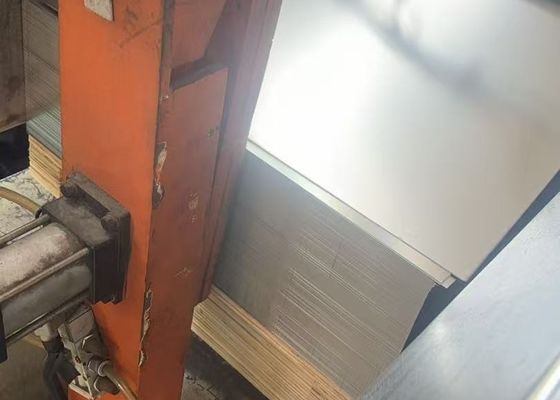 صفائح الفولاذ المقاوم للصدأ / صفائح أحزمة قطاع AISI 301 X10CrNi18-8 1.4310